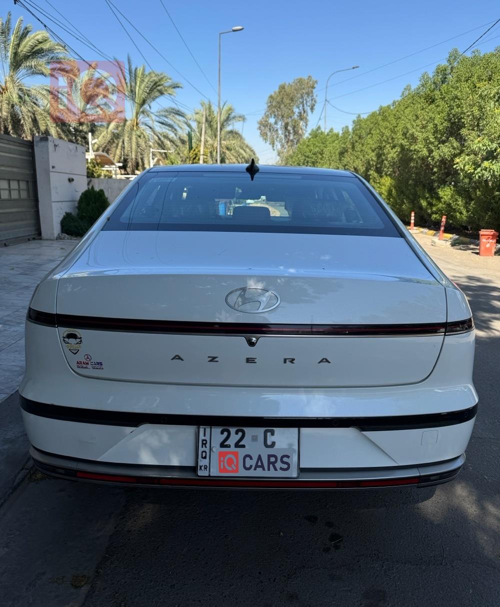 هيونداي أزيرا